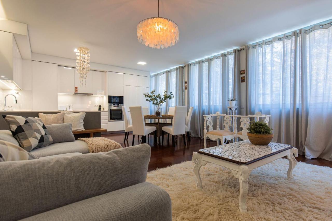 Touch Of Class 2Bdr Apartment By Lovelystay Cascais Eksteriør billede