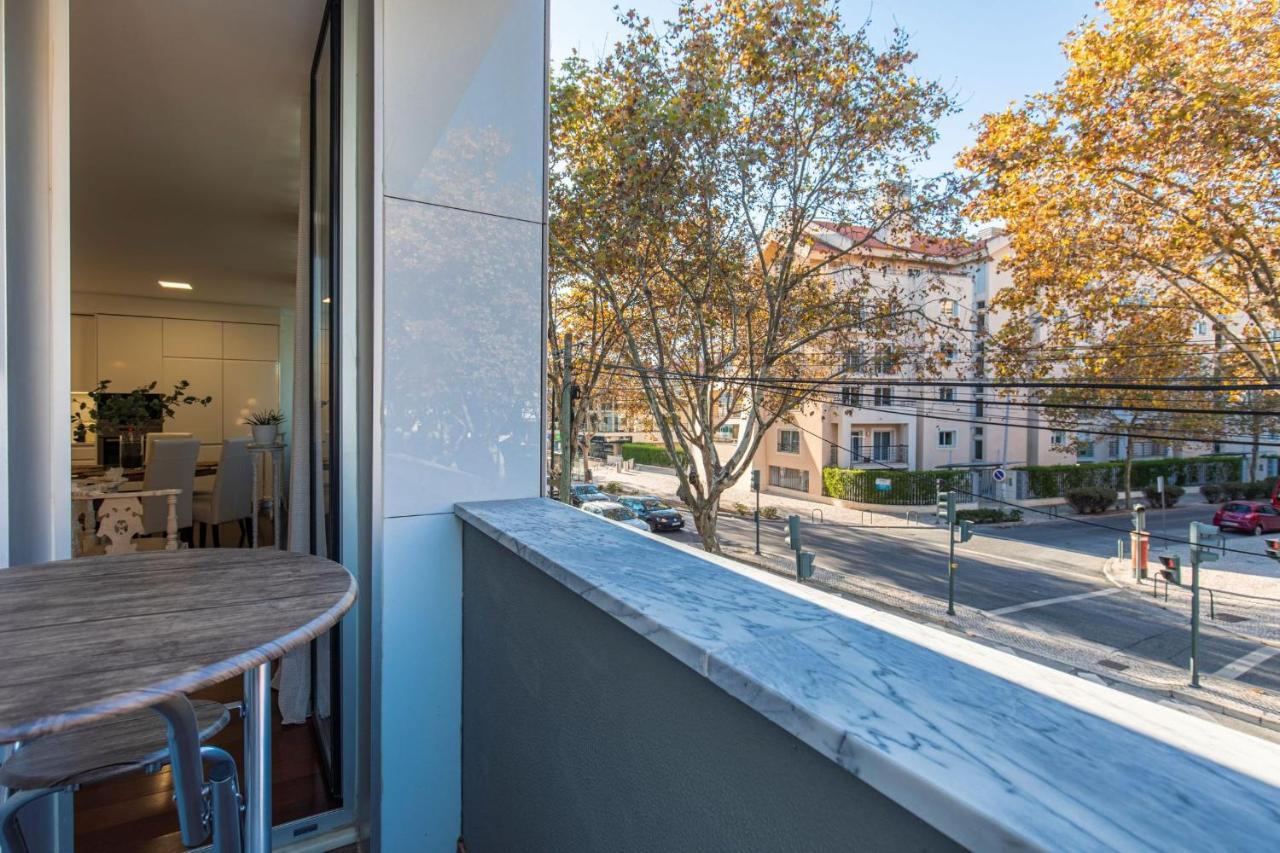 Touch Of Class 2Bdr Apartment By Lovelystay Cascais Eksteriør billede